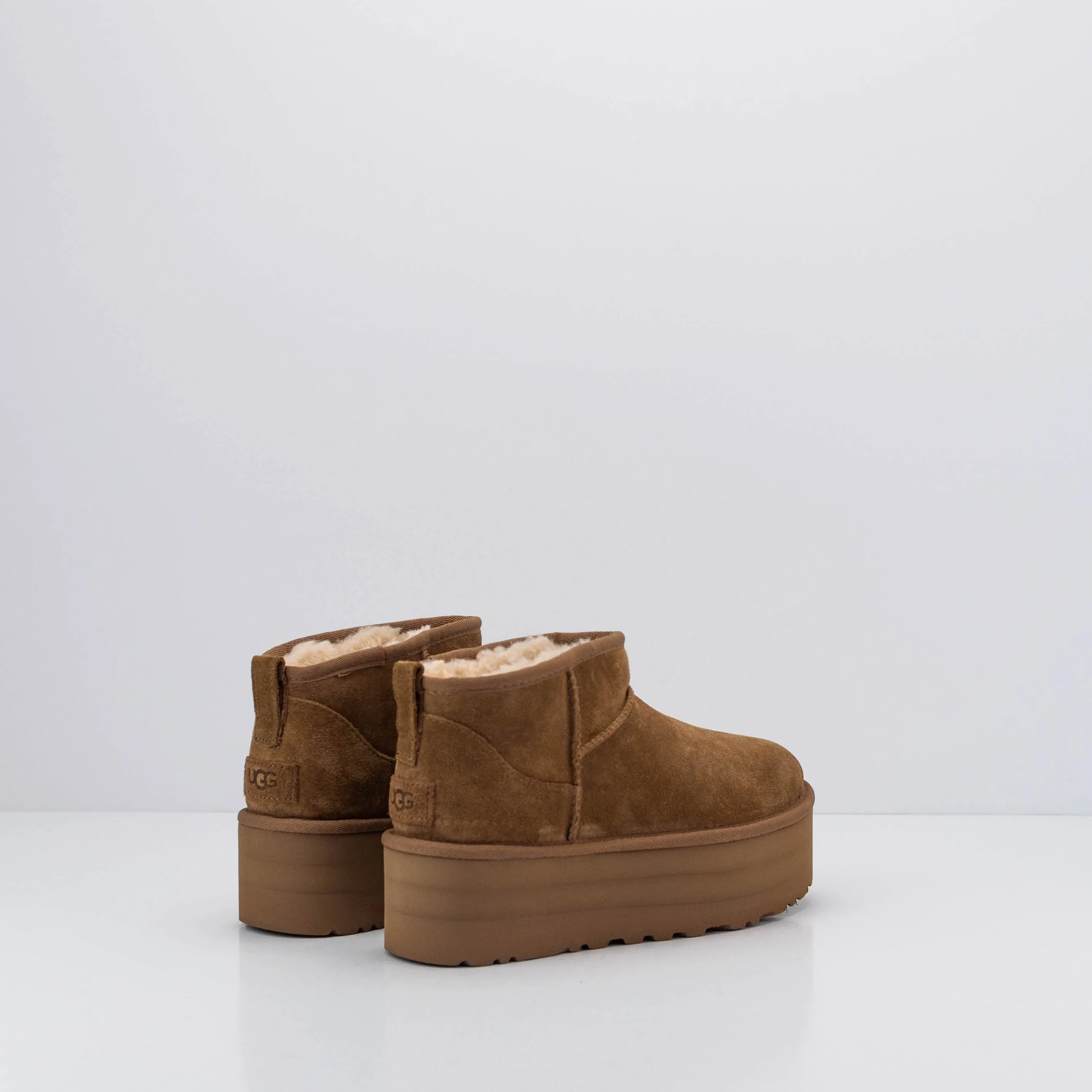 BOTA - UGG - CLASSIC ULTRA MINI PLATFORM CHESTNUT