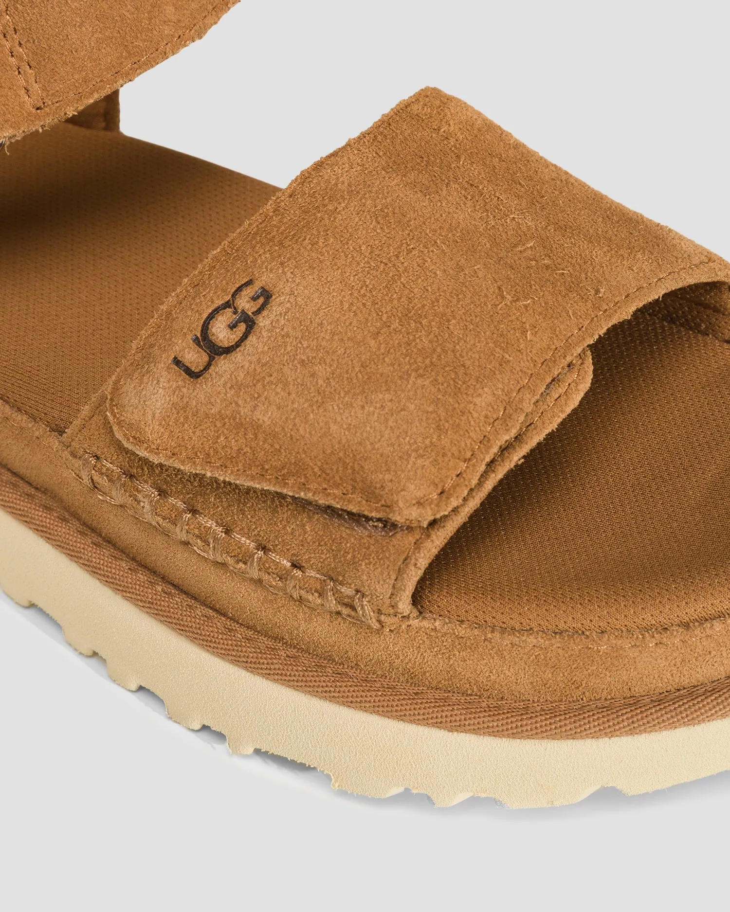 Shoes UGG Goldenstar 1136783-chestnut