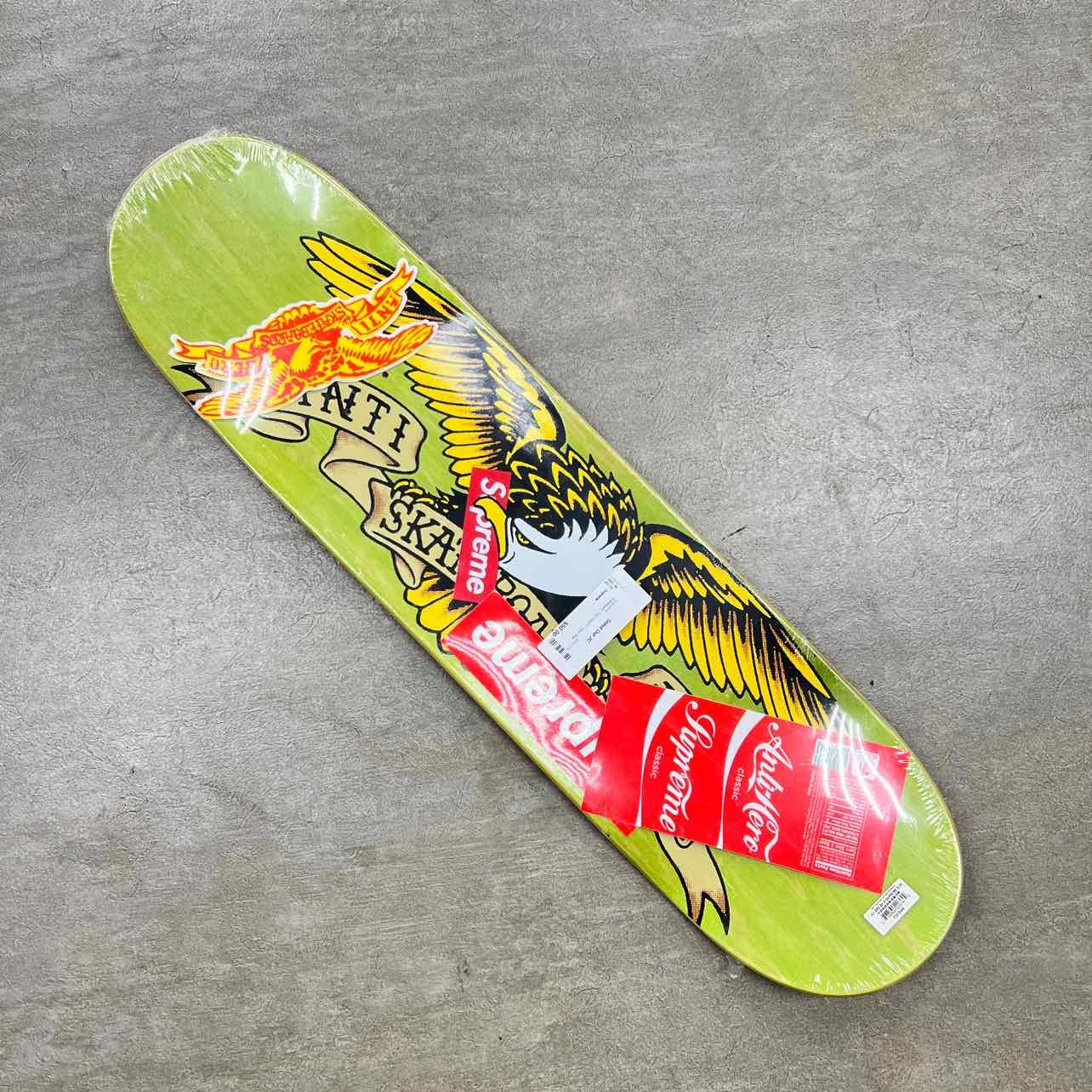 Supreme Skateboard ANTIHERO New