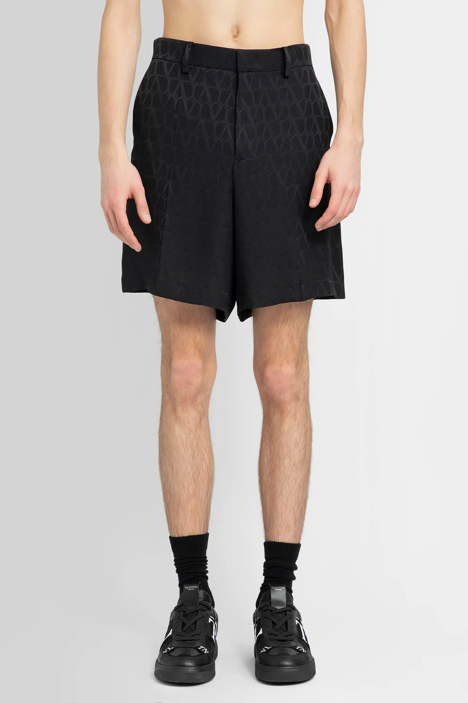 valentino toile iconographe silk bermuda shorts