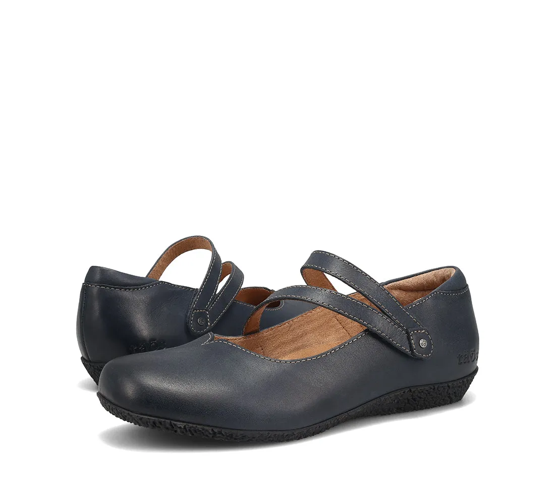 Women's Taos Banter Color: Navy